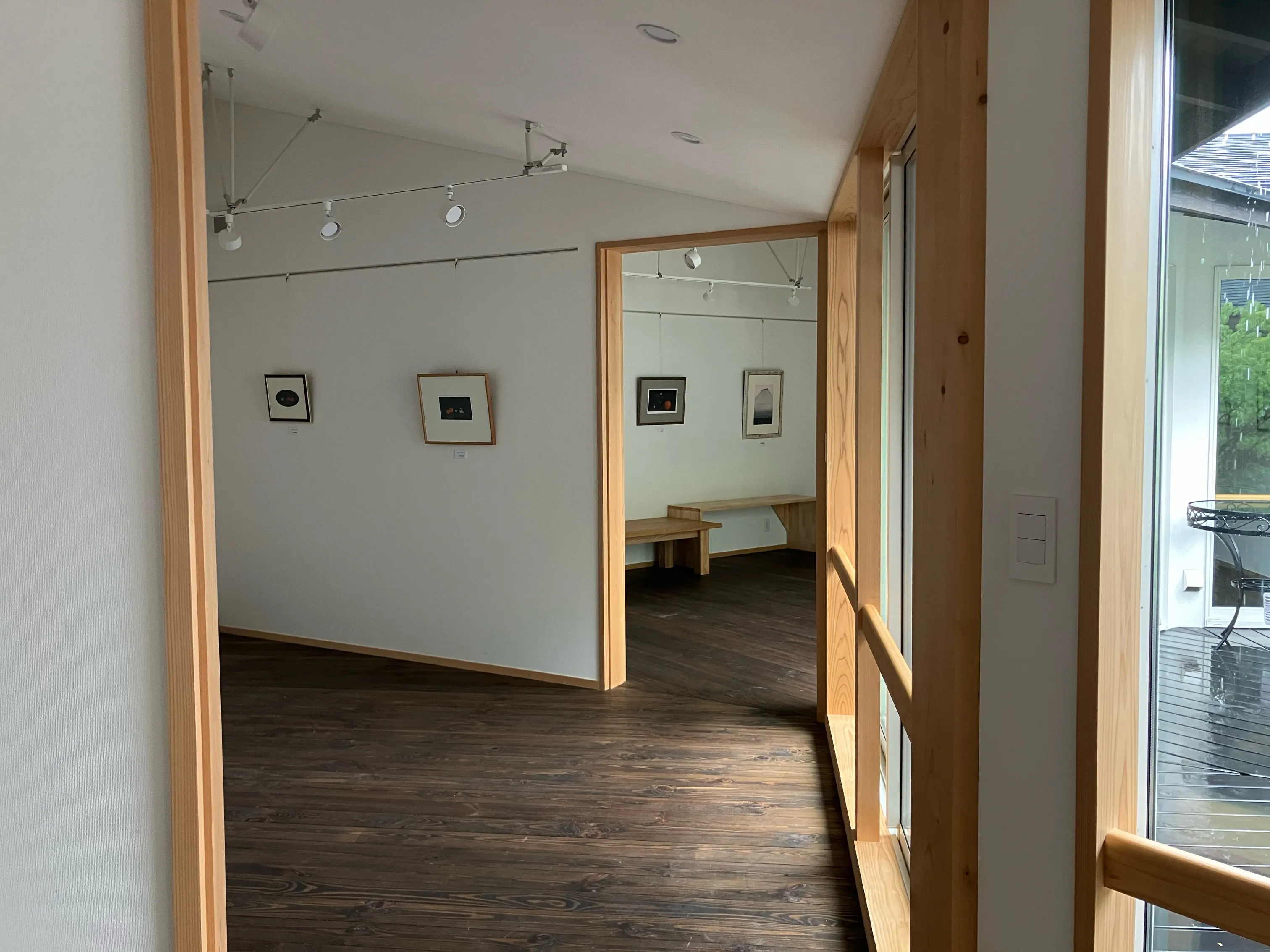 休館日の土岐細野メゾチント美術館